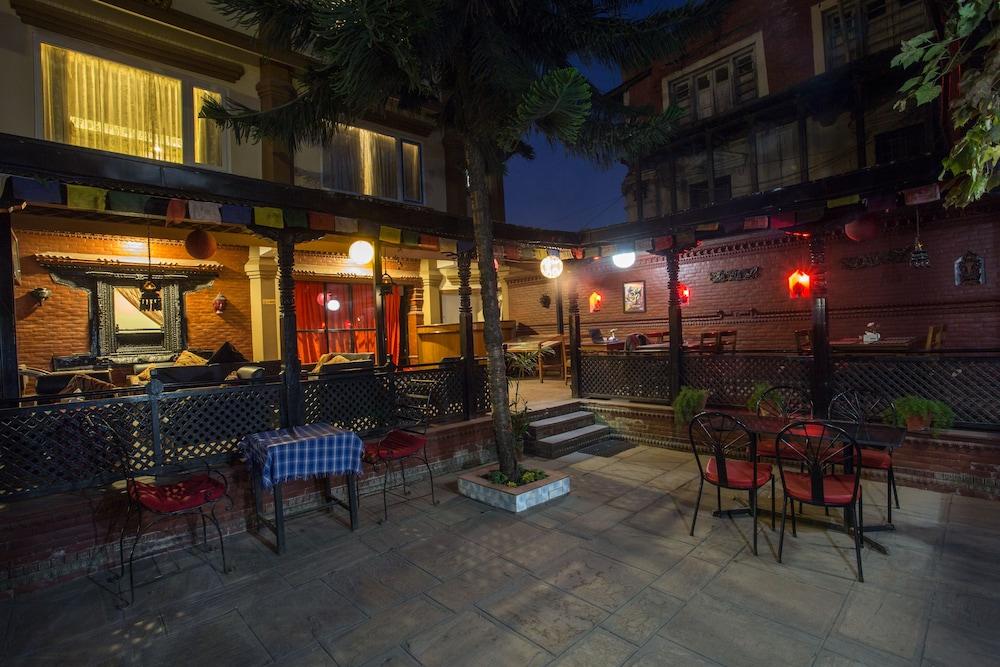 Hotel Encounter Nepal & Spa Κατμαντού Εξωτερικό φωτογραφία